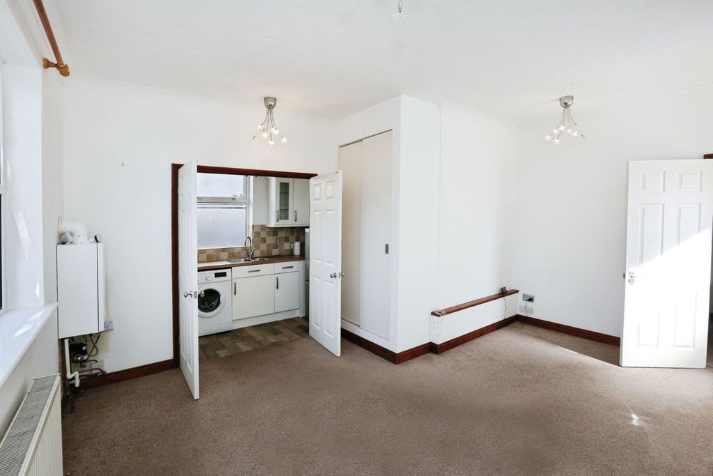 Additional image 5 of 1 bed flat for sale23 West Road, Southampton SO19