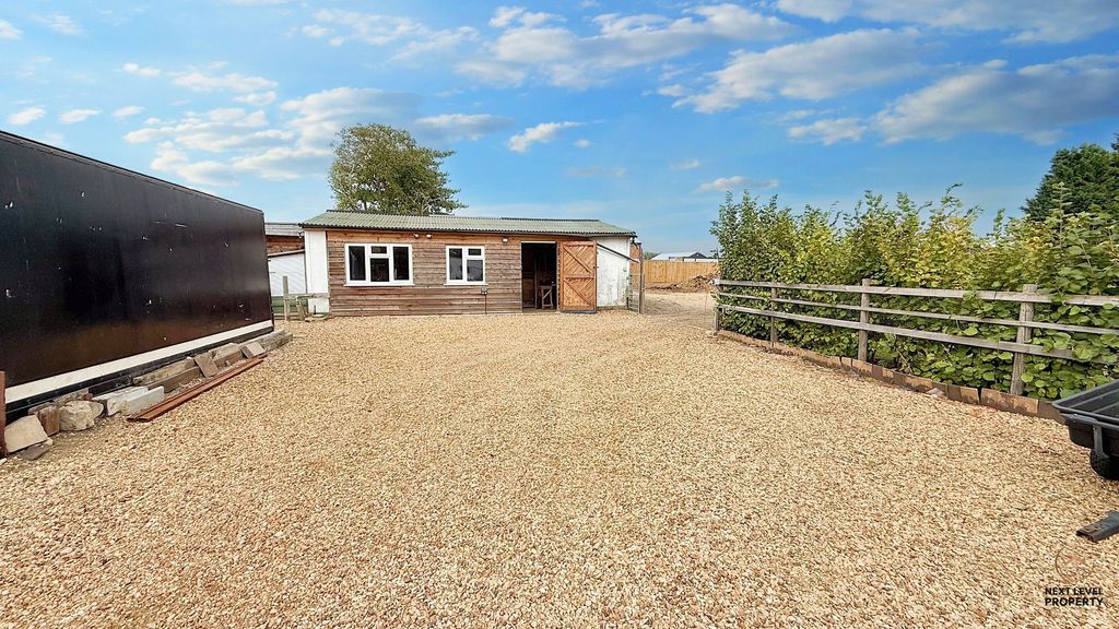 Additional image 58 of 8 bed detached house for saleBroadend Road, Wisbech PE14