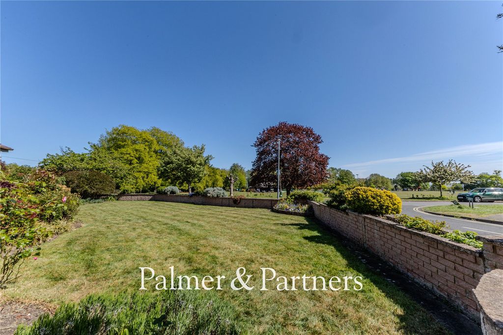Additional image 21 of 3 bed bungalow for saleWestholme Close, Woodbridge, Suffolk IP12