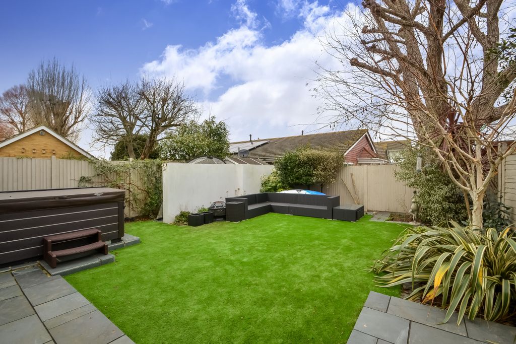 Additional image 11 of 4 bed detached house for saleSouthsea, Hampshire PO4