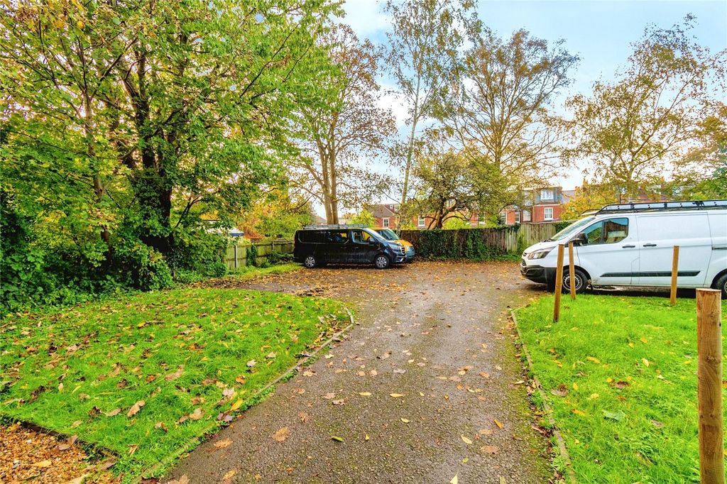 Additional image 13 of 5 bed maisonette for saleWinchester Road, Bassett, Southampton, Hampshire SO16