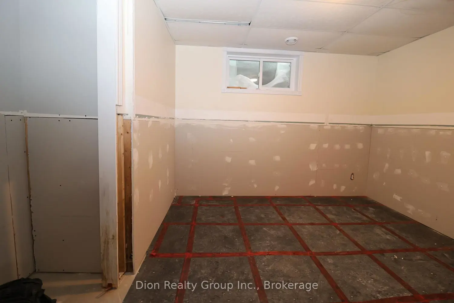Additional image 17 of 29 Allen Avenue