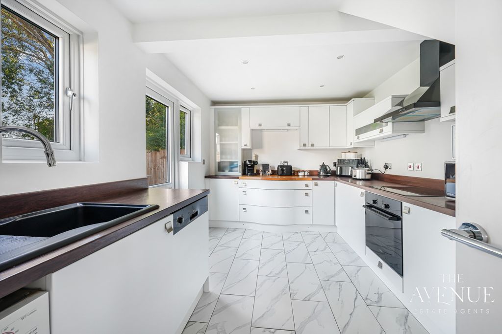 Additional image 27 of 5 bed detached house for saleMaldon Road, Witham, Essex CM8