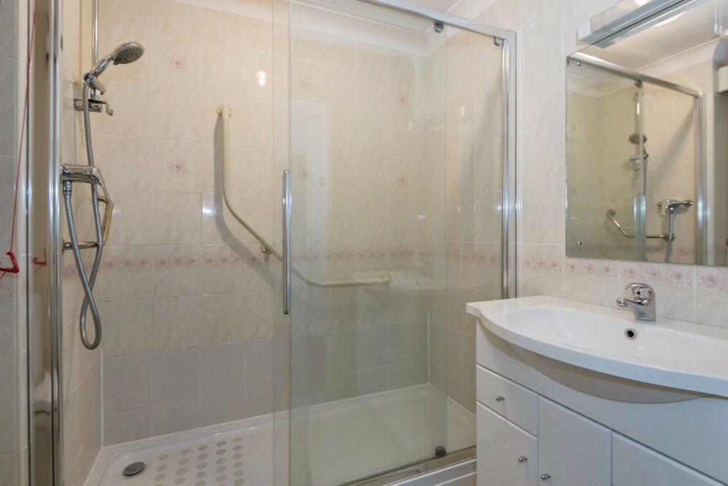 Additional image 8 of 1 bed flat for saleOakley Road, Southampton SO16