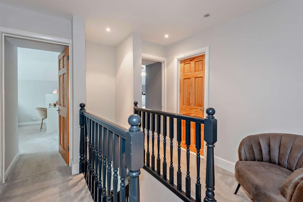 Additional image 22 of 5 bed detached house for saleThe Drive, Ashford TW15