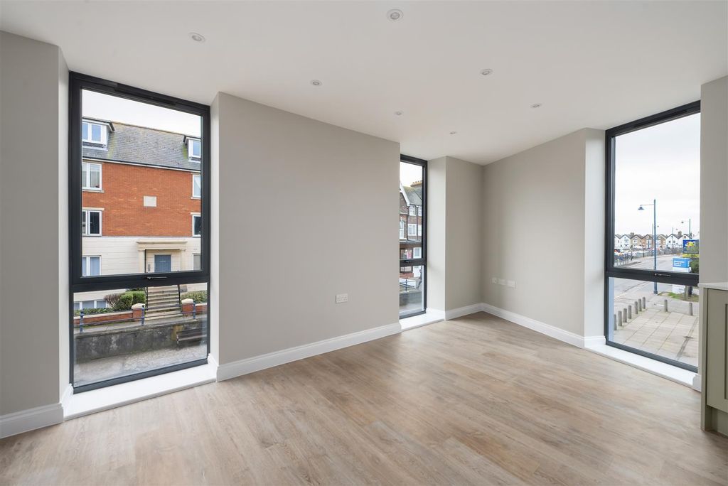 Additional image 9 of 2 bed flat for saleBeach Walk, Whitstable CT5