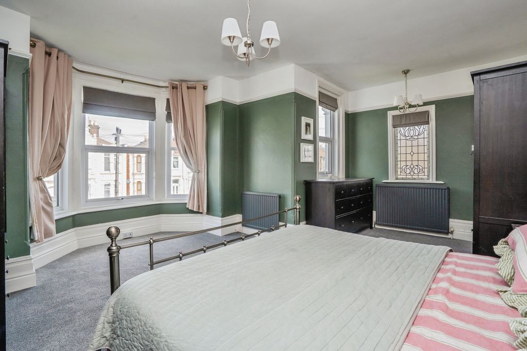 Additional image 17 of 3 bed terraced house for saleLaburnum Grove, Portsmouth, Hampshire PO2
