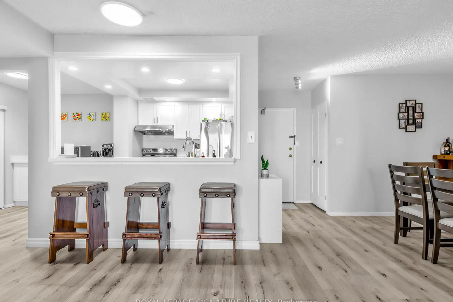 Additional image 9 of 3131 Bridletowne Circle 908