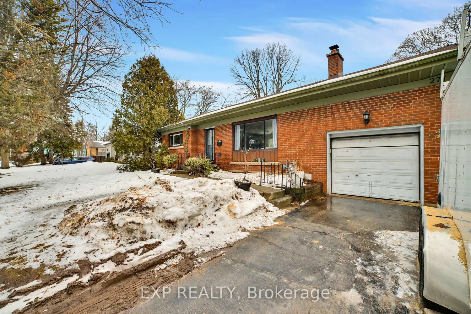 271 Linden Avenue
