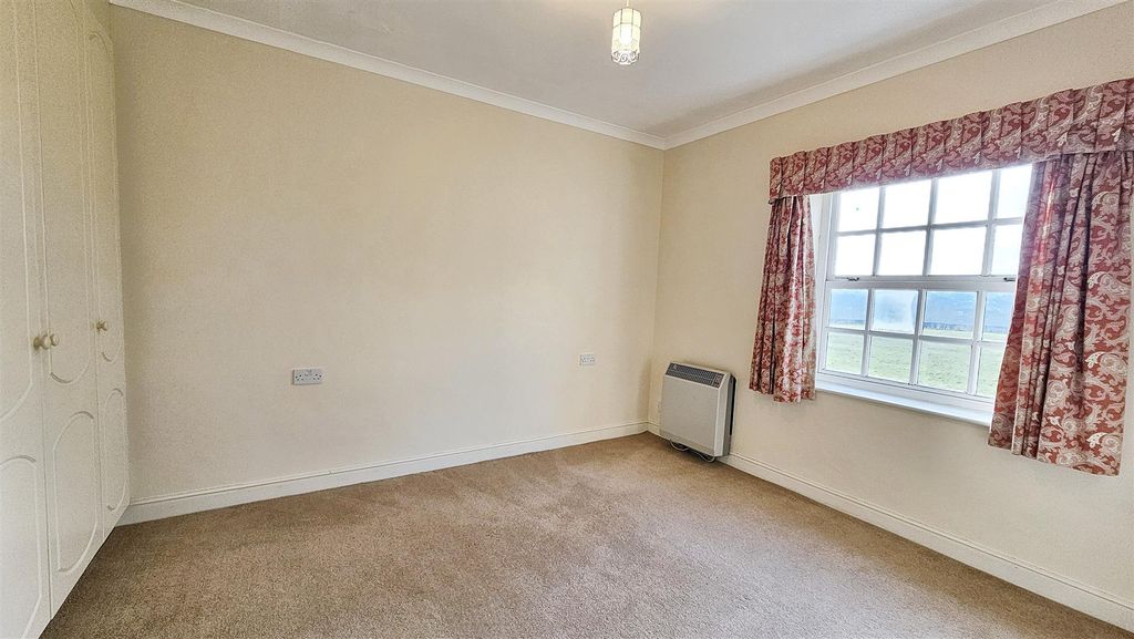 Additional image 8 of 2 bed flat for saleGrange Lane, Thurnby LE7