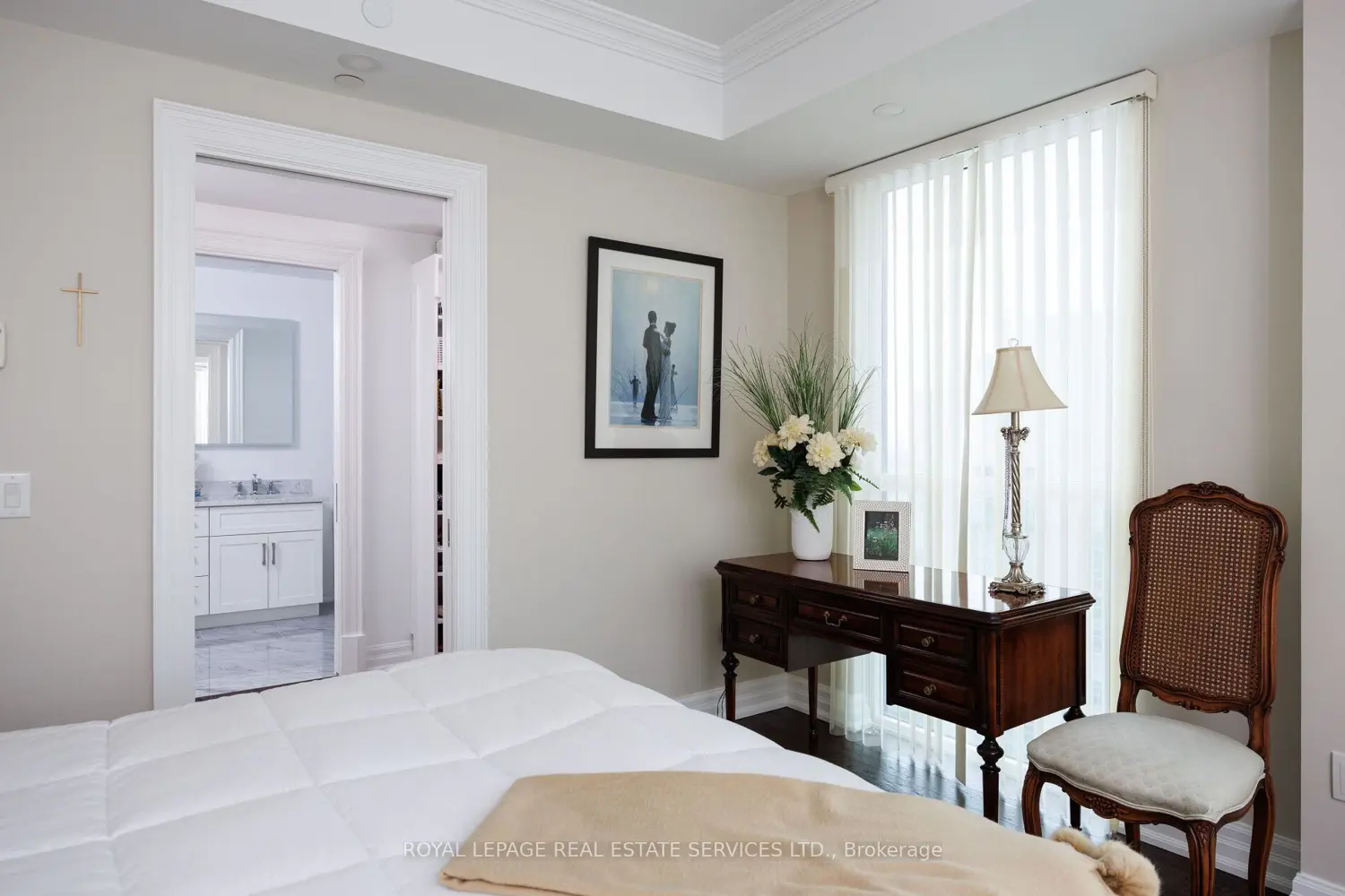 Additional image 10 of 2060 Lakeshore Road 1802