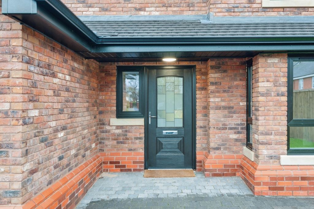 Additional image 3 of 5 bed detached house for saleVictoria Place, Bevan Way, Widnes, Cheshire WA8