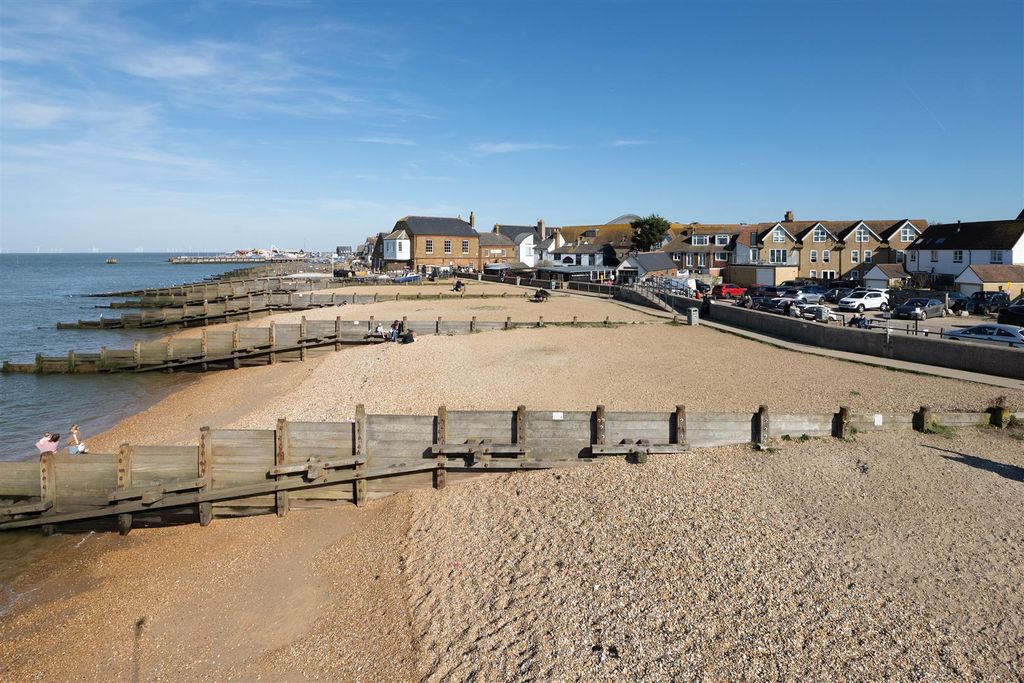 Additional image 28 of 5 bed detached house for saleIsland Wall, Whitstable CT5