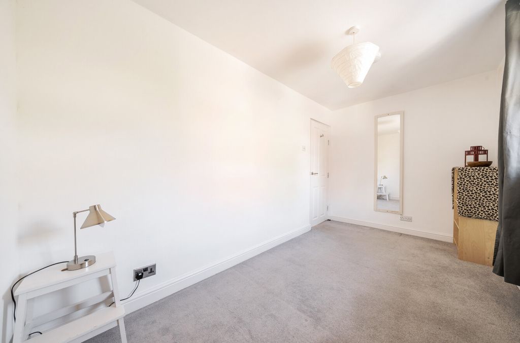 Additional image 8 of 1 bed flat for saleOld Commercial Road, Portsmouth, Hampshire PO1