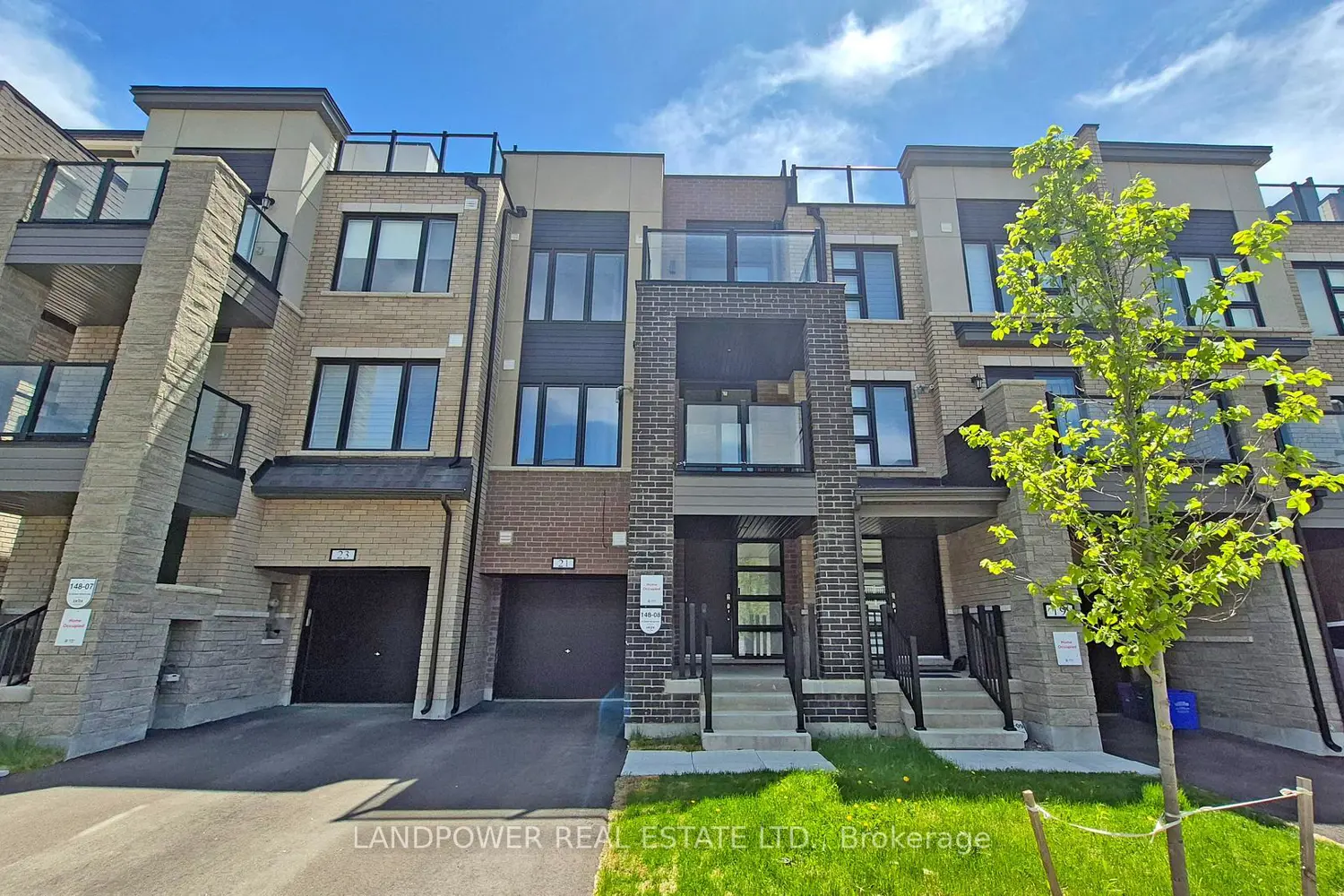21 Gilbert Wright Avenue