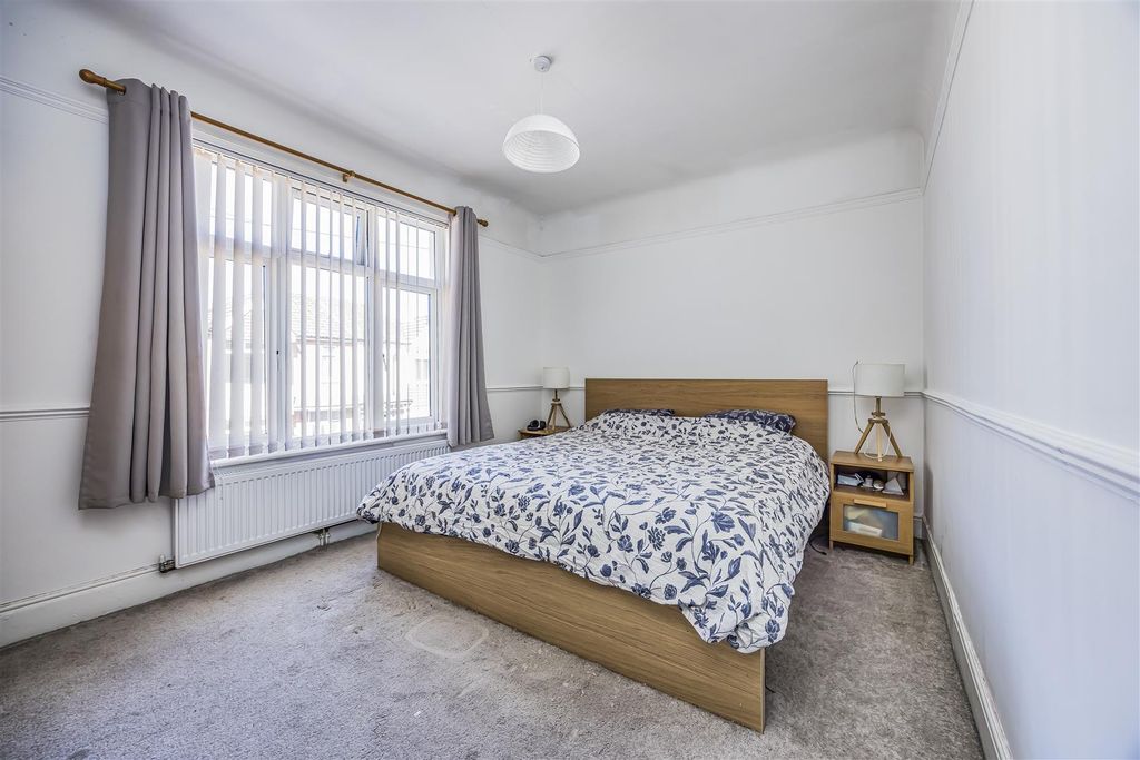Additional image 6 of 3 bed property for saleKimbolton Road, Portsmouth PO3