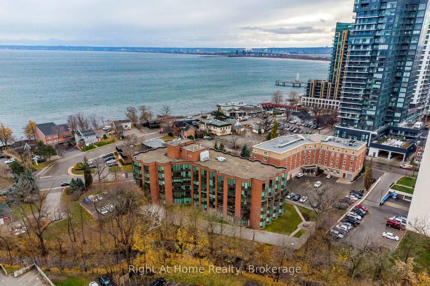 Additional image 9 of 2121 Lakeshore Road 603