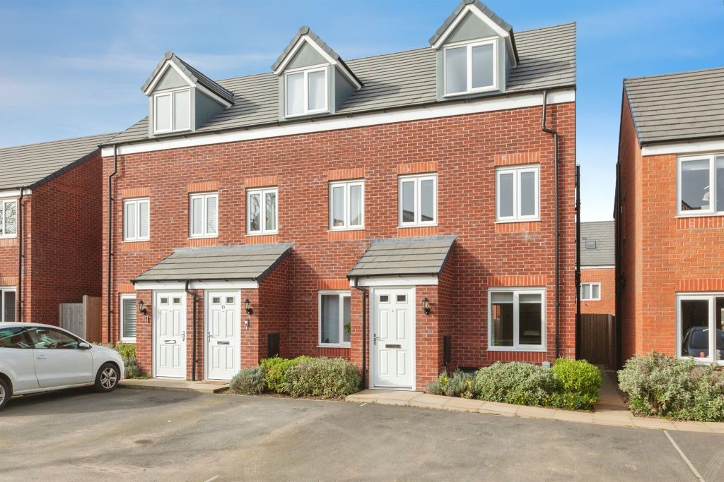 3 bed property for saleDeacon Close, Fleckney, Leicester LE8