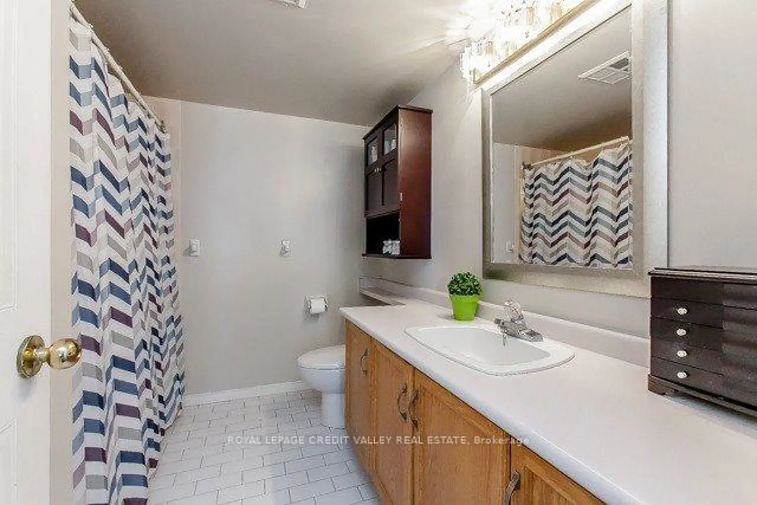 Additional image 8 of 1270 Maple Crossing Boulevard 704