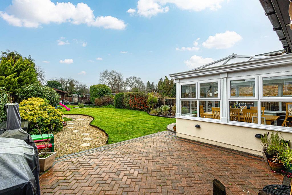 Additional image 27 of 4 bed detached house for saleCastledon Road, Wickford SS12