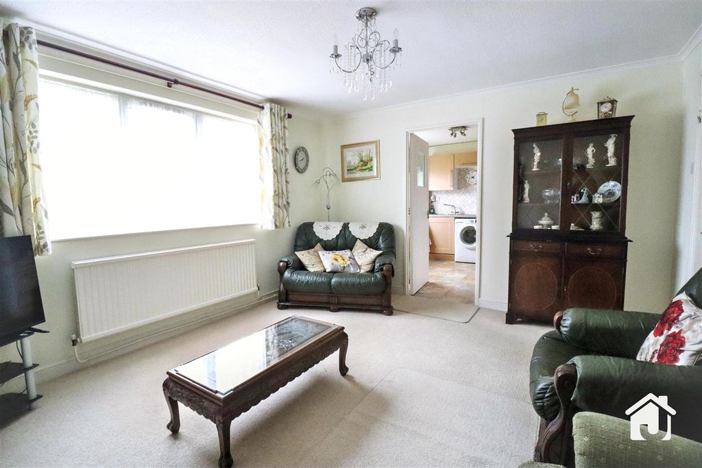 Additional image 2 of 3 bed flat for saleCross Lane, Mountsorrel, Loughborough LE12