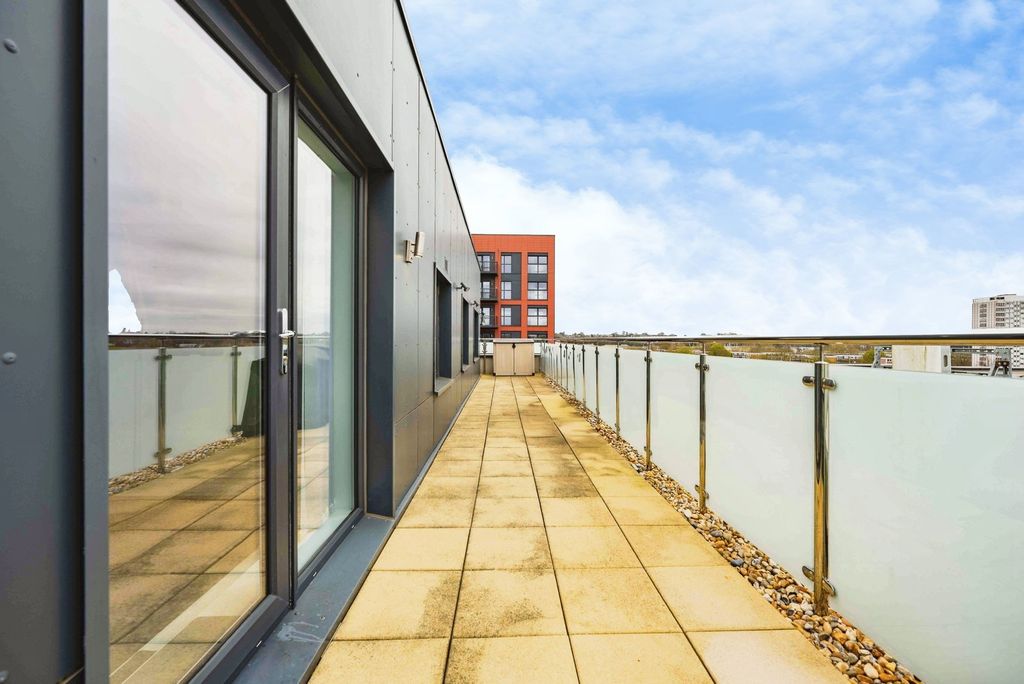 Additional image 14 of 3 bed flat for saleGranada House, Meridian Way, Southampton SO14