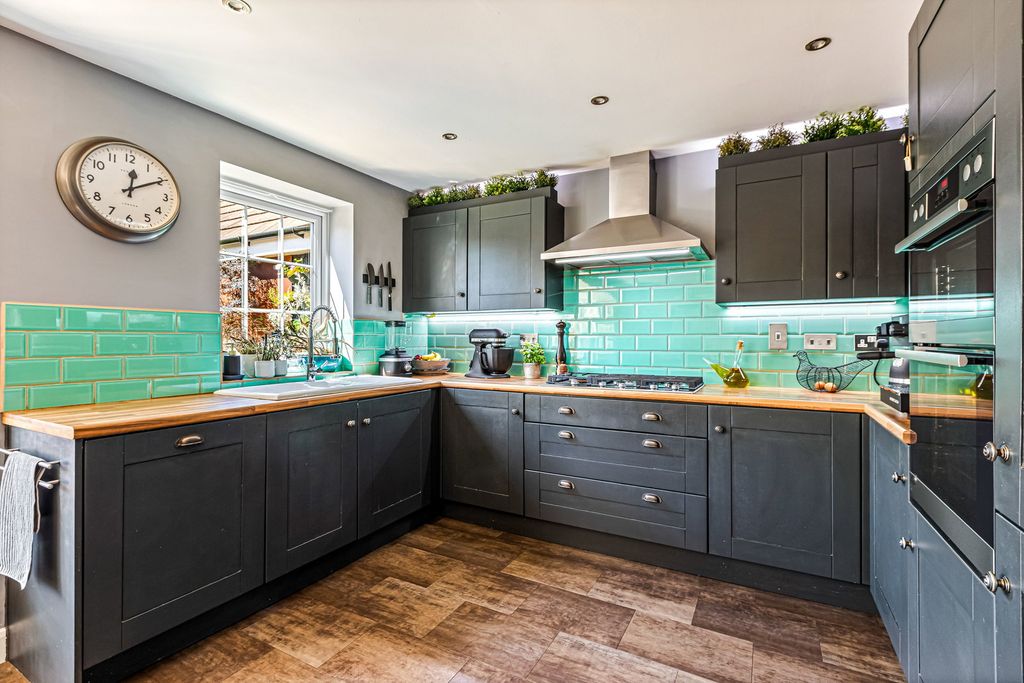 Additional image 4 of 4 bed detached house for salePolyantha Square, Rearsby, Leicester LE7