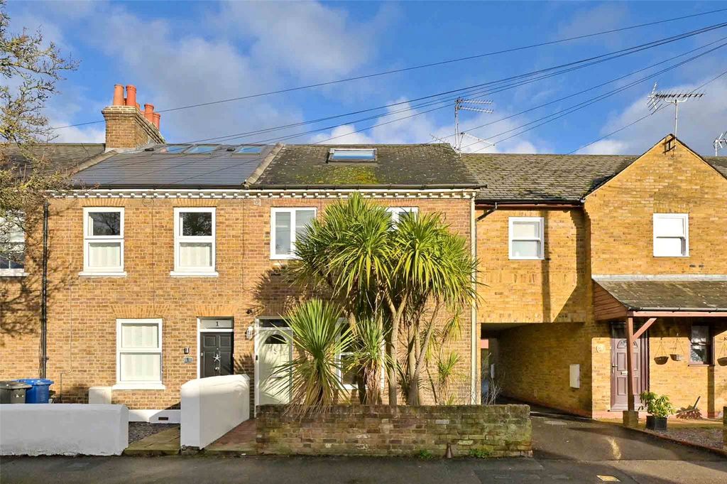 Additional image 2 of 3 bed maisonette for saleBexley Street, Windsor, Berkshire SL4