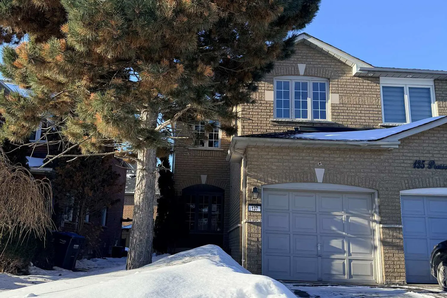 137 Pressed Brick Drive