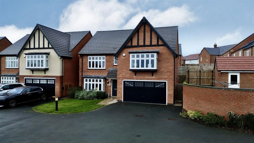 4 bed detached house for saleStanley Drive, Sileby, Loughborough LE12