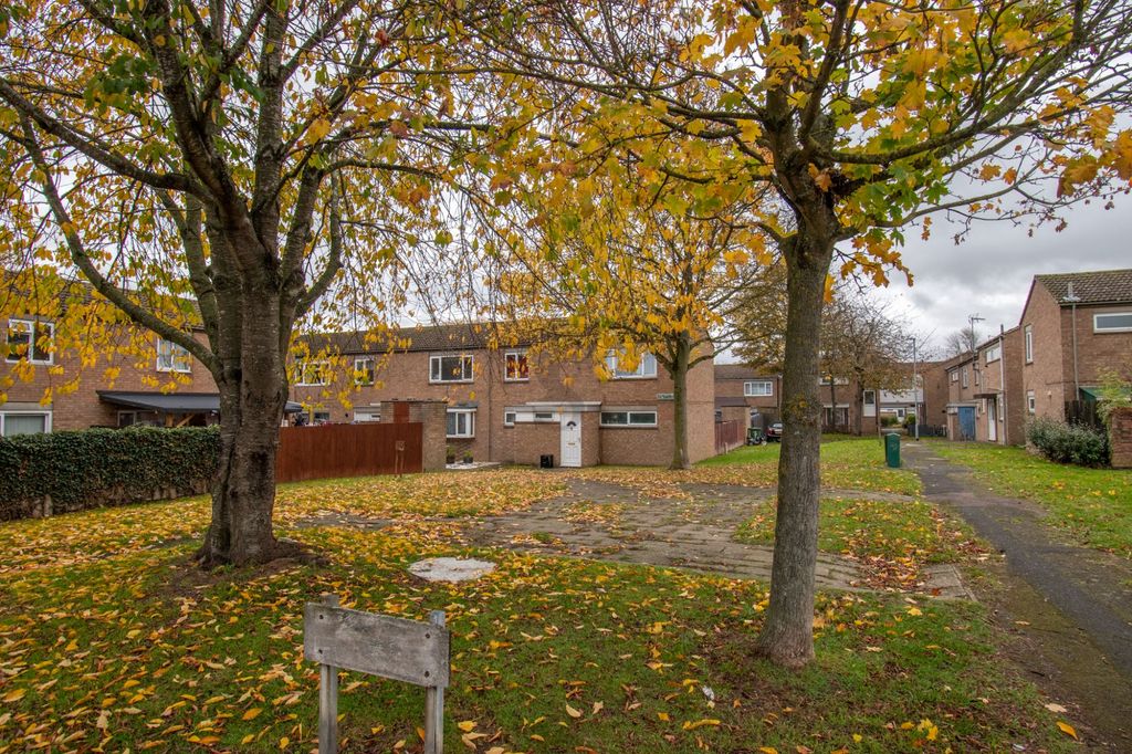Additional image 11 of 4 bed terraced house for saleUist Walk, Corby NN17