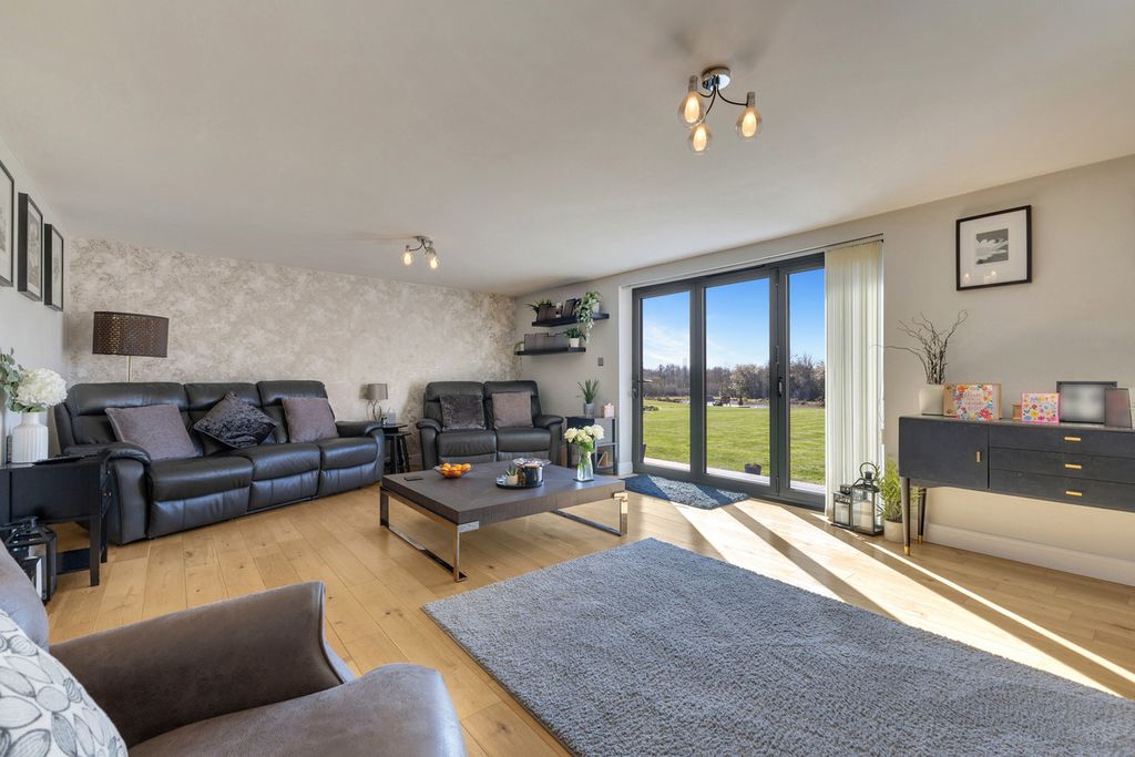 Additional image 10 of 6 bed detached house for saleGarlands Lane, Barlestone Nuneaton CV13