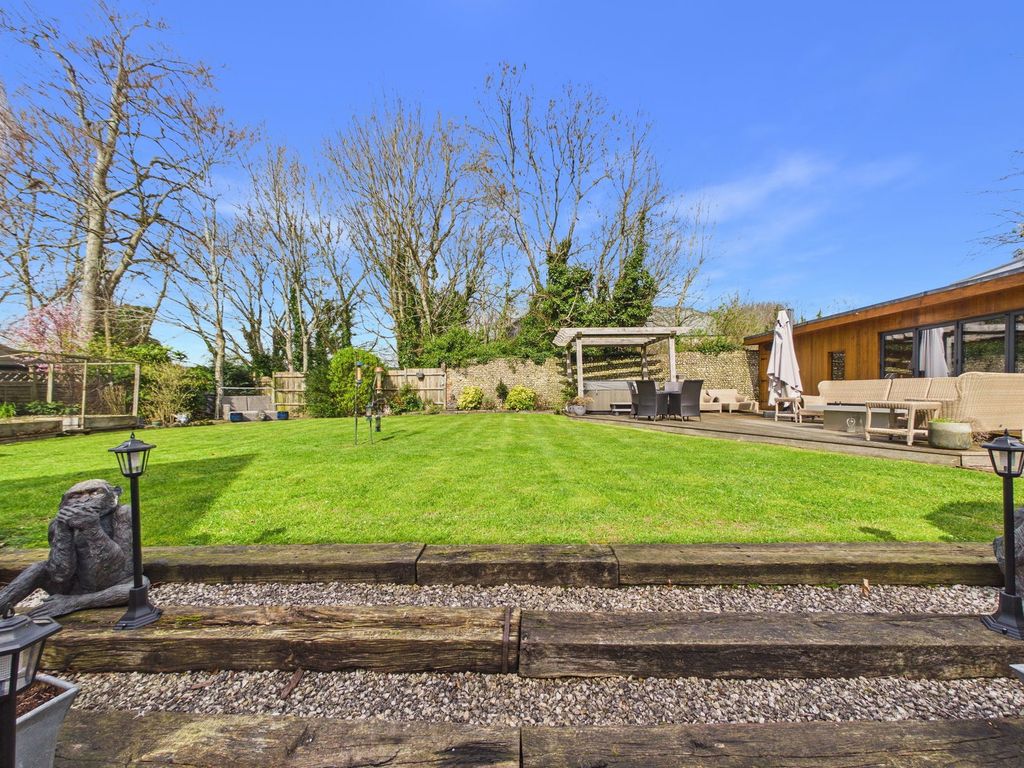 Additional image 33 of 5 bed detached house for saleFirst Avenue, Worthing, West Sussex BN14