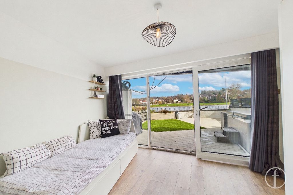 Additional image 7 of 3 bed end terrace house for salePriory Avenue, Southampton SO17