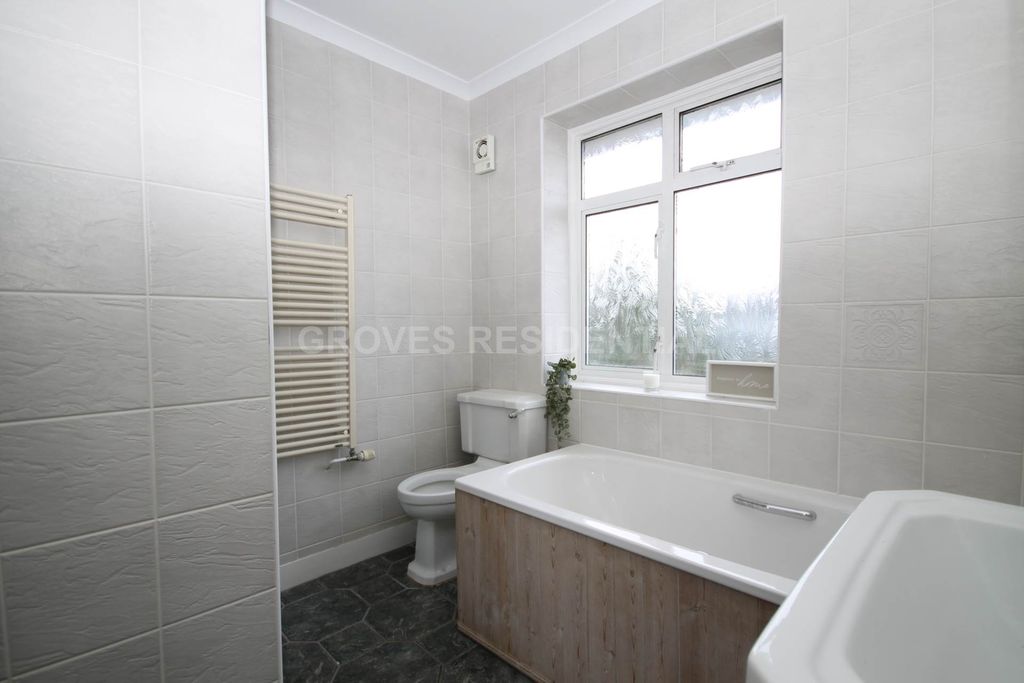 Additional image 14 of 5 bed semi-detached house for saleMayfair Avenue, Worcester Park KT4