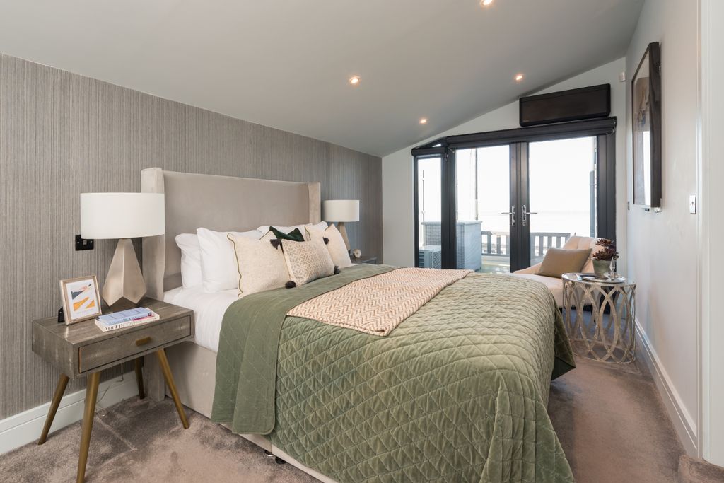 Additional image 18 of 5 bed detached house for salePreston Parade, Whitstable CT5