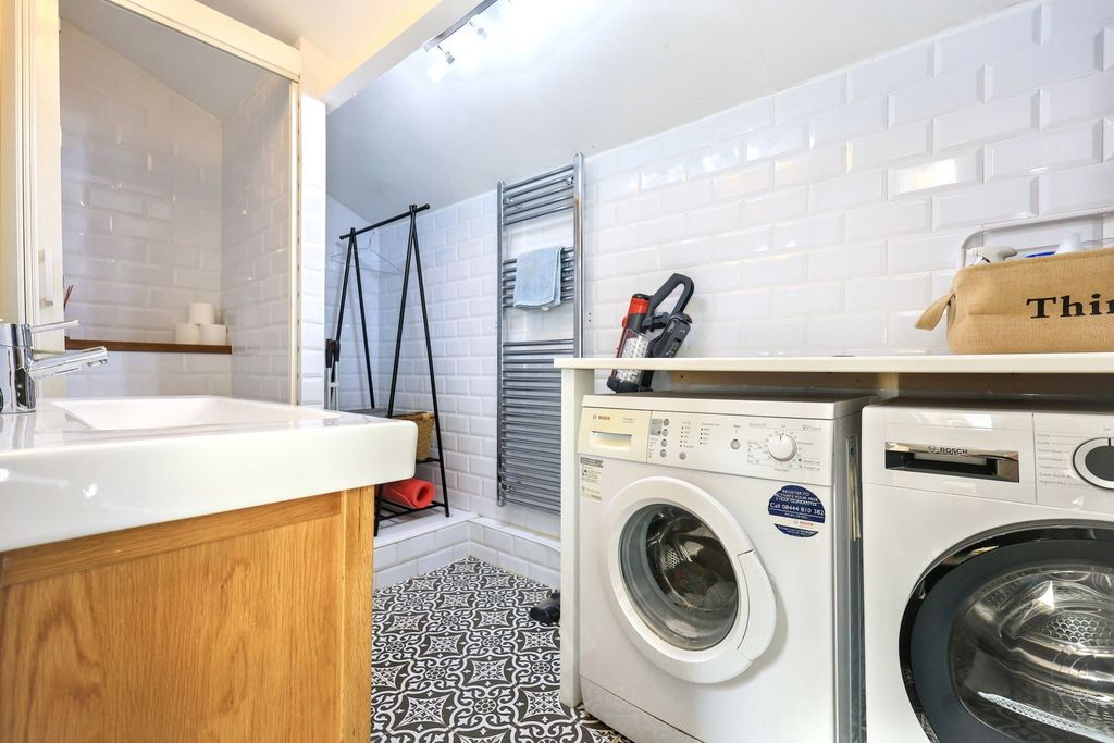 Additional image 11 of 4 bed terraced house for saleChurch Green, Witney OX28