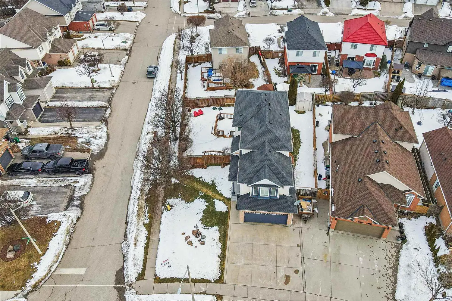 Additional image 16 of 11 Acorn Way