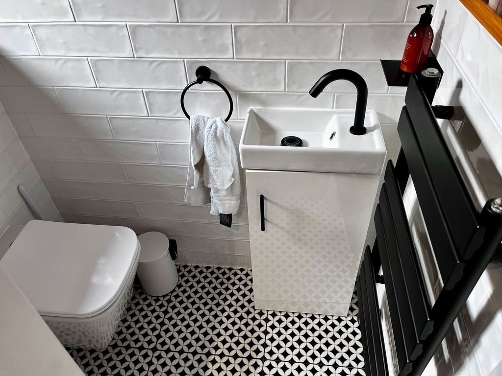 Additional image 12 of 4 bed detached house for saleOtter Lane, Loughborough LE12