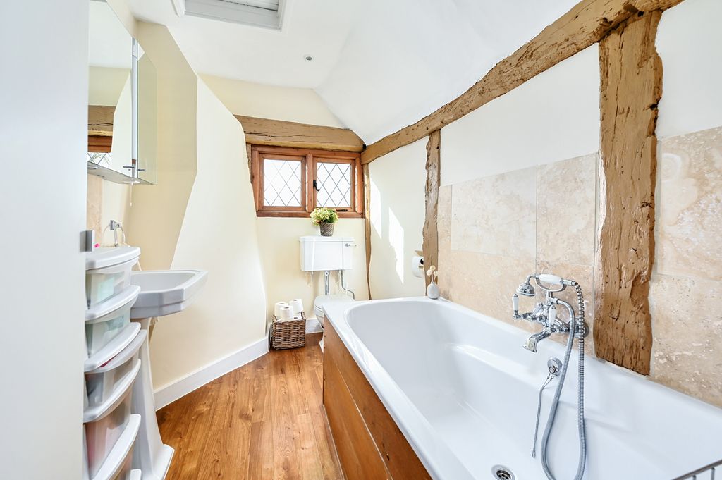 Additional image 10 of 5 bed detached house for saleWarren House Road, Wokingham RG40
