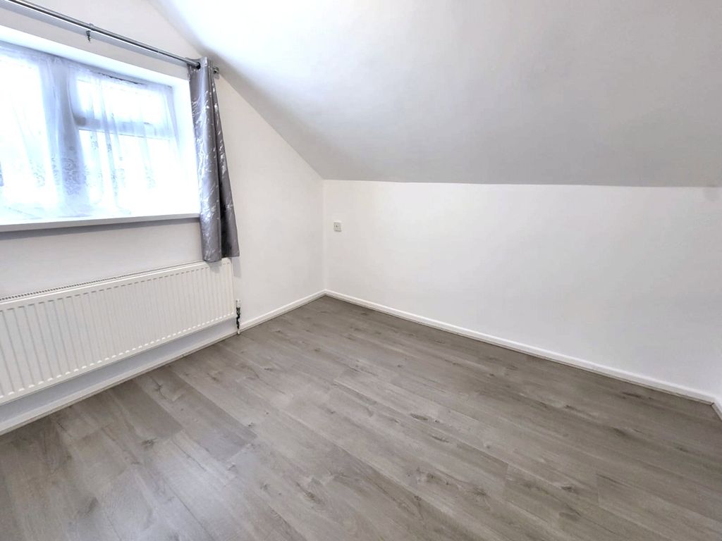Additional image 19 of 5 bed bungalow for saleDovedale Road, Thurmaston, Leicester, Leicestershire LE4