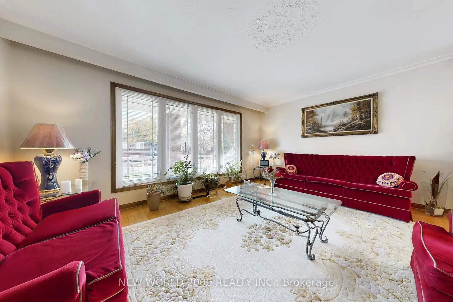 17 Squirewood Road