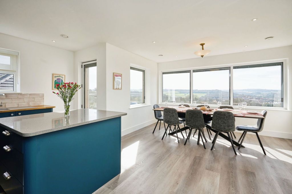 Additional image 7 of 4 bed detached house for saleBuckbury Lane, Newport, Isle Of Wight PO30