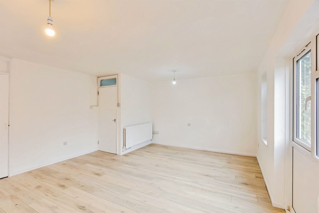 Additional image 4 of 3 bed maisonette for saleRipley Walk, Corby NN18