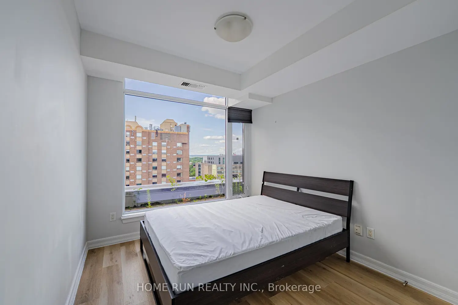 Additional image 19 of 238 Besserer Street 1407
