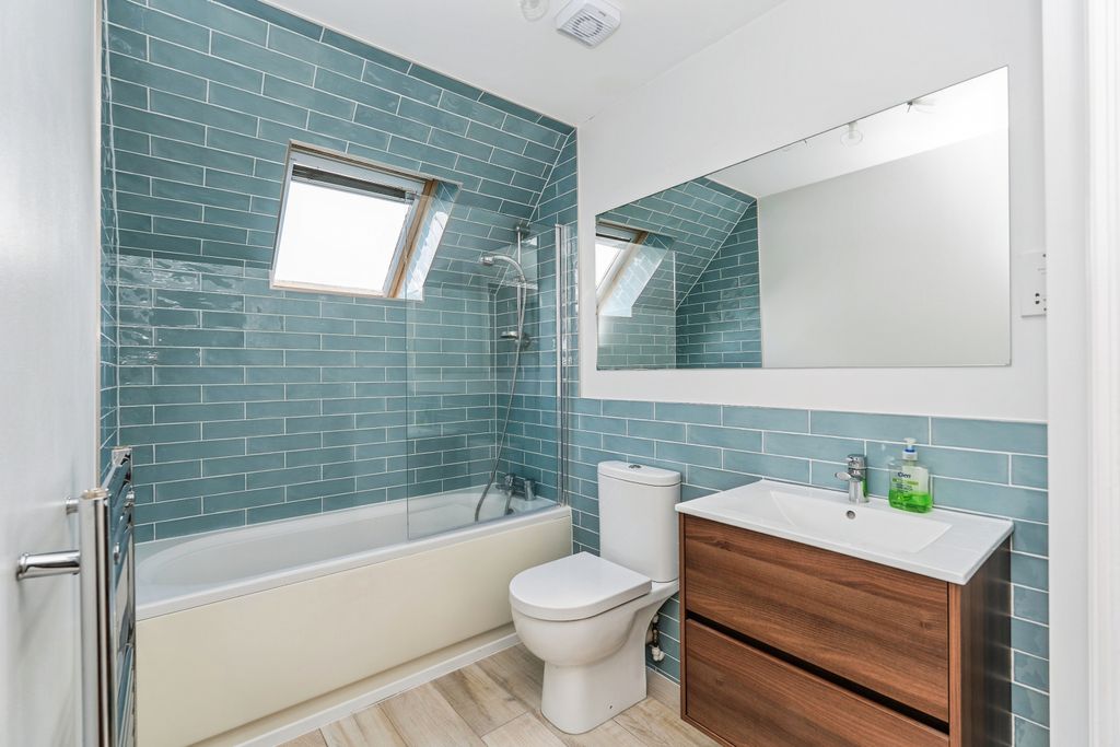 Additional image 18 of 2 bed flat for saleMarshall Square, Southampton SO15