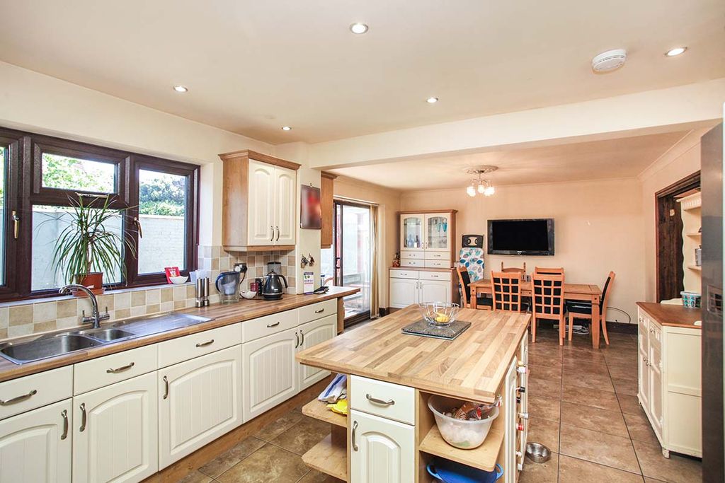 Additional image 2 of 4 bed detached house for saleCoventry Road, Sharnford, Hinckley, Leicestershire LE10