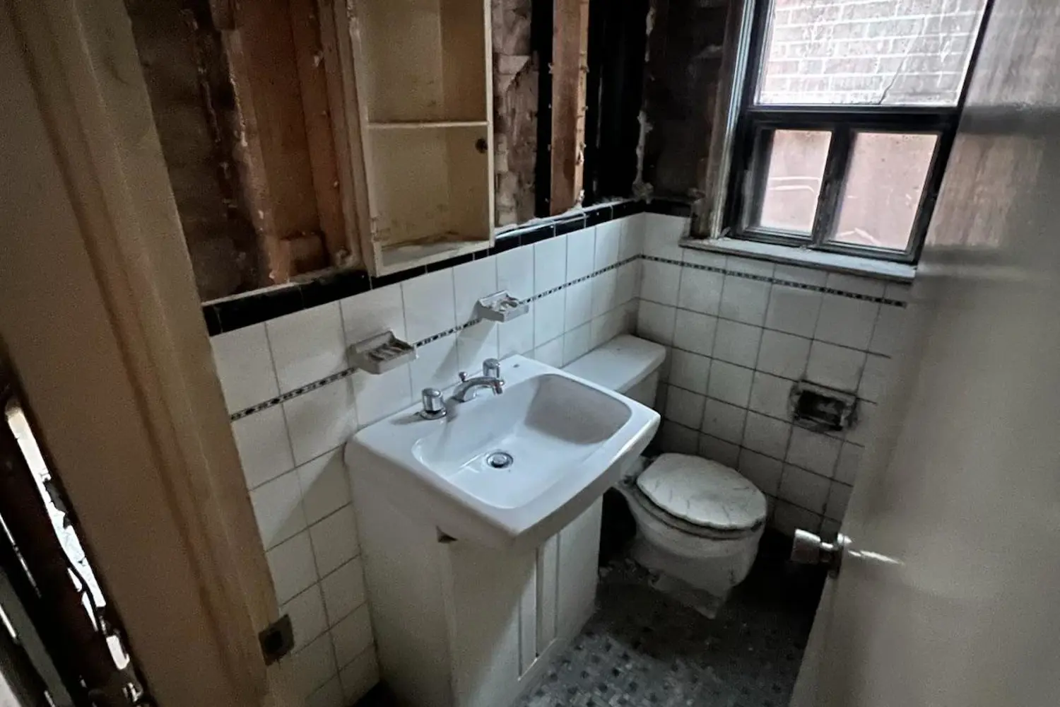 12 Holmesdale Road photo 5