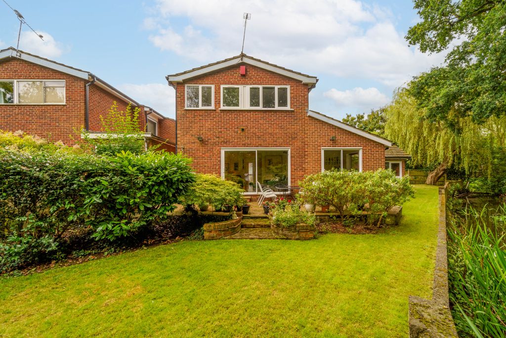 Additional image 3 of 4 bed detached house for saleWellington Road, Ashford TW15