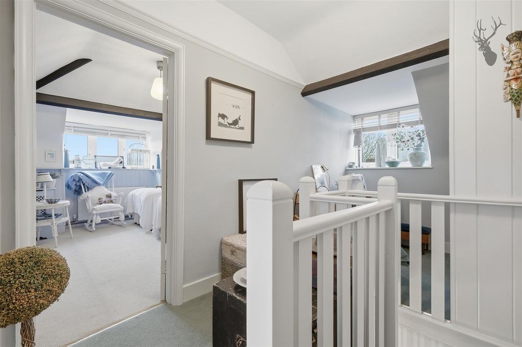 Additional image 27 of 5 bed semi-detached house for saleMonkhams Avenue, Woodford Green IG8